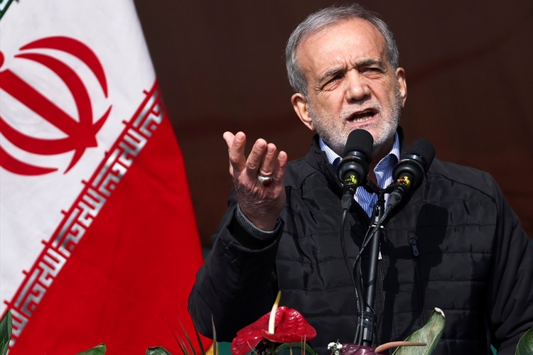 طهران تكشف النقاب عن استهداف الرئيس الإيراني وقيادات عليا