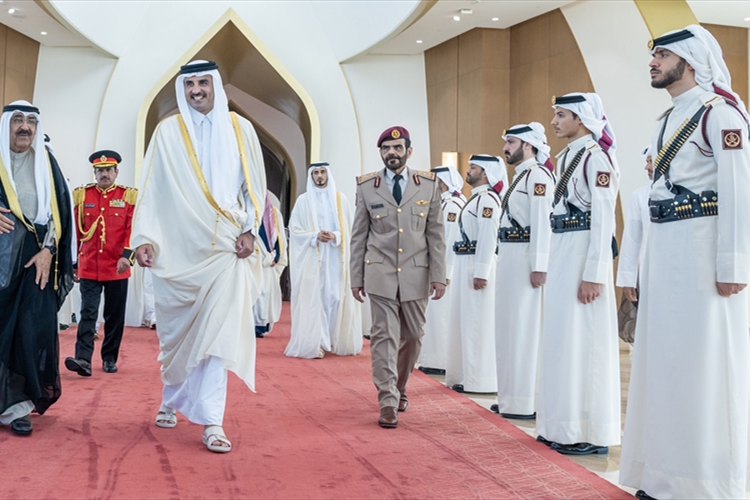الكويت وقطر لتعزيز التعاون وحماية استقرار المنطقة