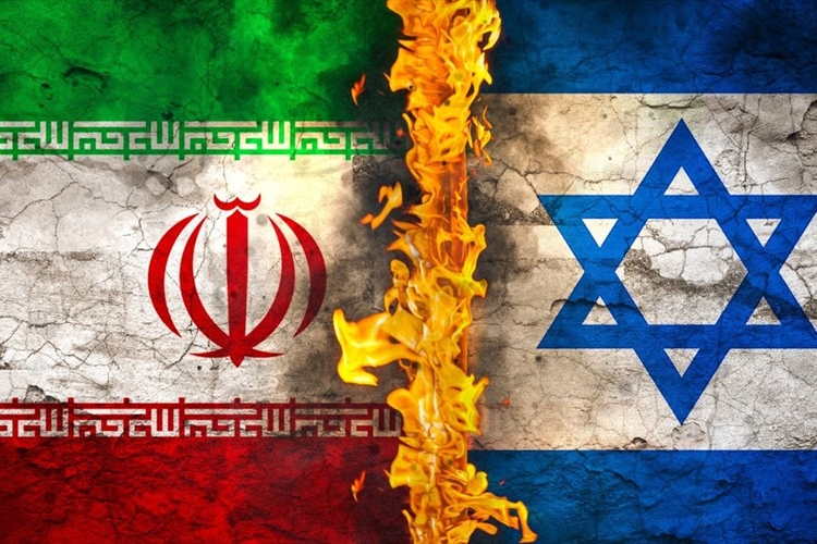 حين يشعر الأقوياء بالخوف عن حرب إسرائيل وإيران وهدنتهما