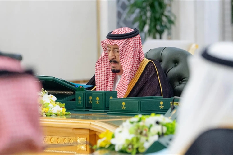 الملك سلمان يترأس جلسة مجلس الوزراء