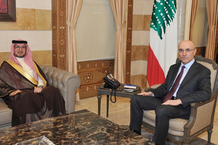 بخاري زار وزير الداخلية