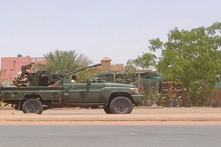 معارك عنيفة في دارفور والجيش يدعو «كل القادرين» إلى التسلُّح
