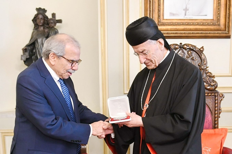 آلية قيد التداول حول السلاح.. والإحتلال يوزّع انتهاكاته بين الغارات والإشاعات