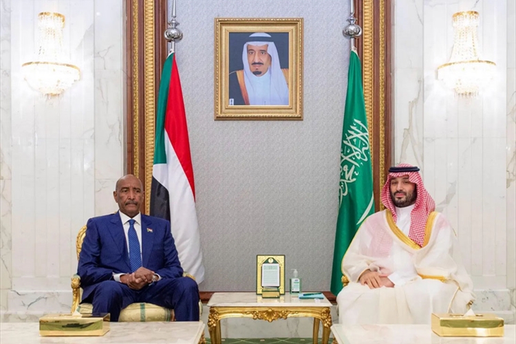 بن سلمان والبرهان يبحثان مستجدات السودان
