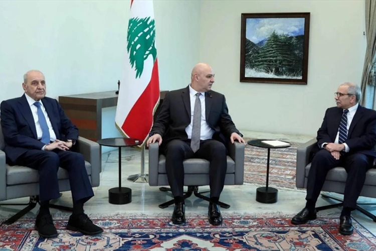 مشاورات اللحظة الأخيرة... وهل يفعلها "الحزب"؟