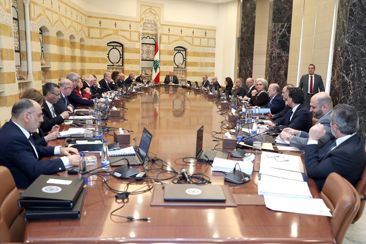 ماذا ينتظر جلسة اليوم بعد إضافة بندي «إجراءات صخرة الروشة»؟