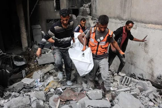 حماس تُبلِّغ الوسيط المصري: استمرار الخروقات الإسرائيلية يهدِّد خطة غزة