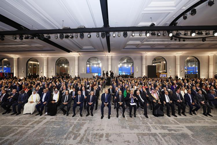 زخم عربي ورسائل دولية: مؤتمر «بيروت 1» يعيد لبنان إلى خارطة الإستثمار