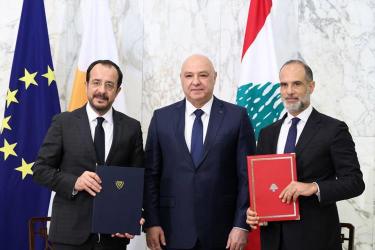 ثروة تحت البحر وإهمال فوقه..!