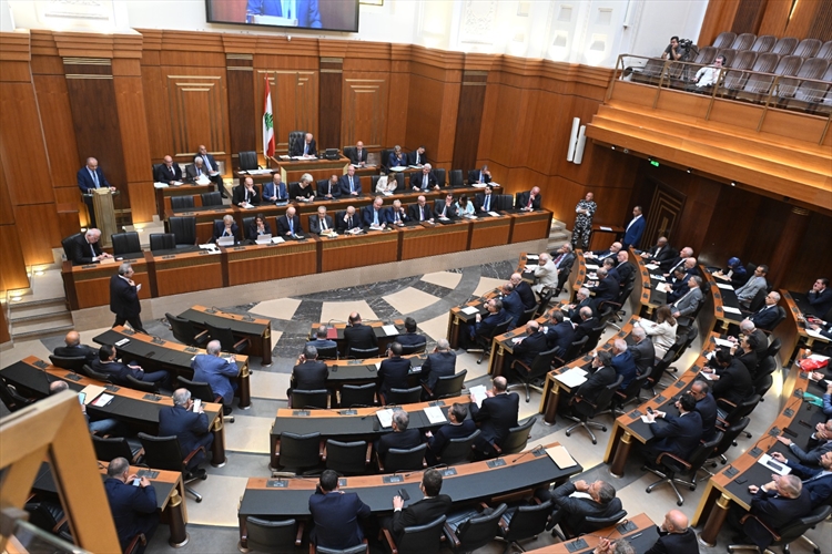 مجلس النواب والمصارف: تعطيل أم شراكة الإنقاذ؟