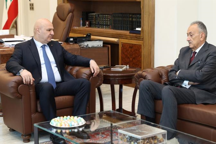 ‏بين الضغوط والتهديد  خيار لبنان العقلاني