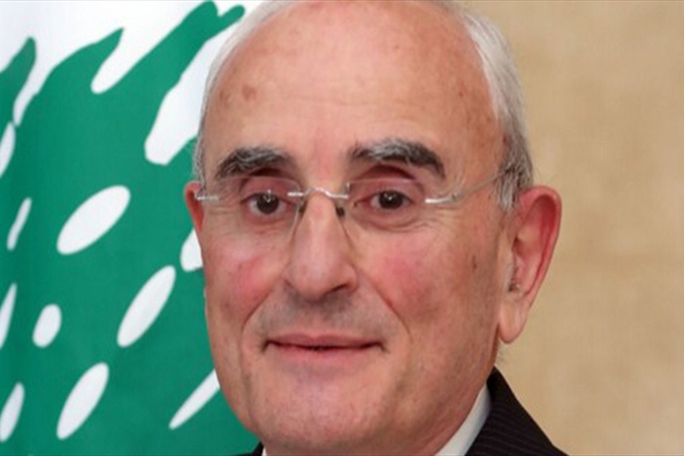 هكذا ردّ منسى على “علاقة أفراد الجيش بأحزاب وتنظيمات”؟