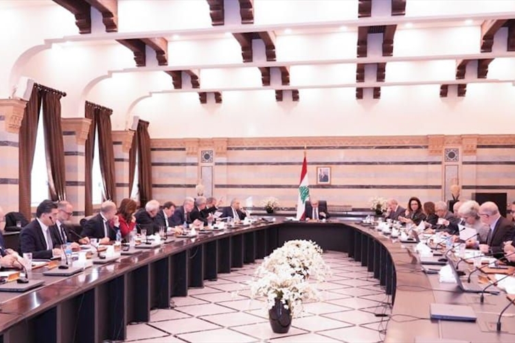 مجلس الوزراء أقرّ قانون «الفجوة المالية» بالتصويت: 13 وزيراً مع و9 ضد