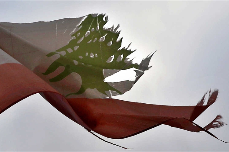 إلى متى يُترك لبنان وحيداً..؟