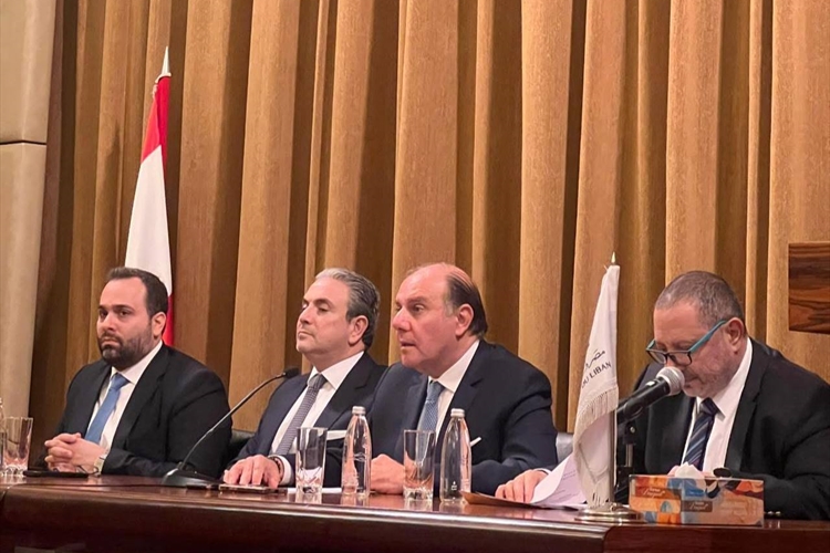 سعيد يكشف.. قضاء وادعاءات بحق مسؤولين سابقين وشركات استفادت من أموال المركزي