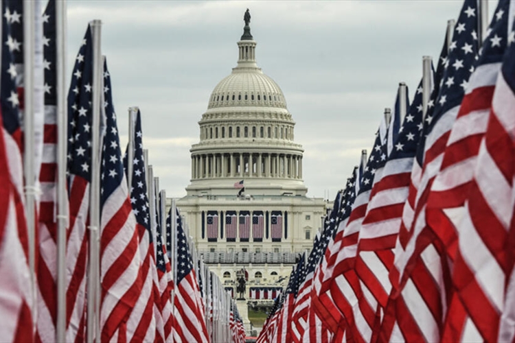 من محور الممانعة إلى دول البريكس.. كيف تسقط الولايات المتحدة الأميركية خصومها من الداخل؟