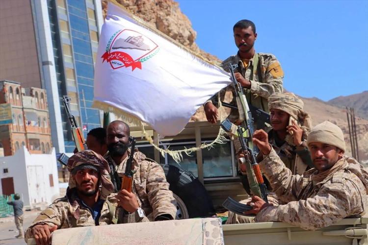 درع الوطن تستكمل السيطرة على حضرموت والمهرة.. والأنظار تتَّجه إلى مؤتمر الحوار في السعودية