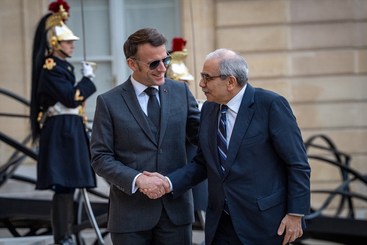 محادثات وخلوة بين ماكرون وسلام في الأليزيه: تحضيرات مؤتمر دعم الجيش وإستكمال حصر السلاح