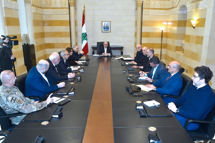 اجتماع موسع لمواكبة التطورات..سلام: لن نقبل أن يُدخل أحد البلاد في مغامرات