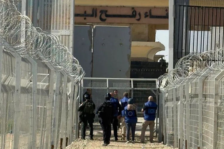 فتح جزئي لمعبر رفح واعتداءات إسرائيلية.. واليوم في الاتجاهين