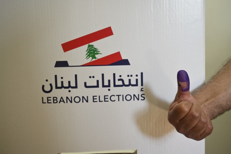 لماذا لا تُصدر الحكومة قرارات آليات الاقتراع لنواب الاغتراب الستة؟