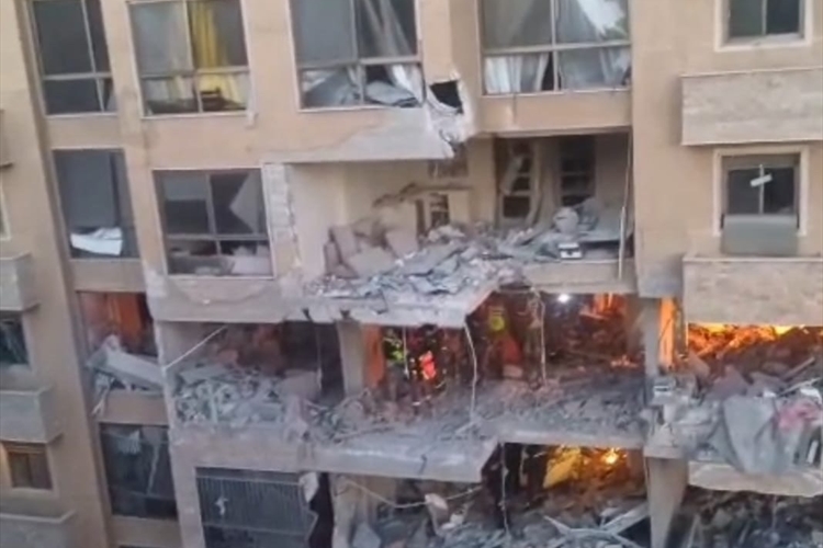 التهديد باجتياح إسرائيلي واسع بين عون وماكرون والشرع