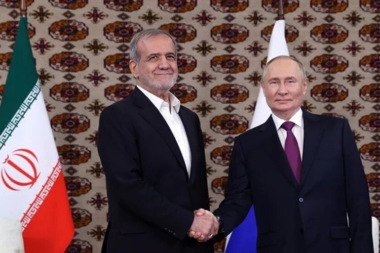 محادثة هاتفية مهمَّة بين بوتين و بزشكيان