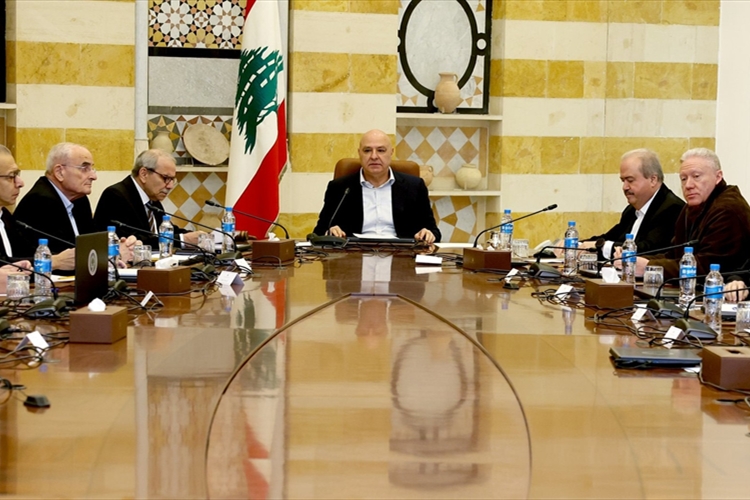 المجلس الأعلى للدفاع: الدولة وحدها صاحبة قرار السلم والحرب