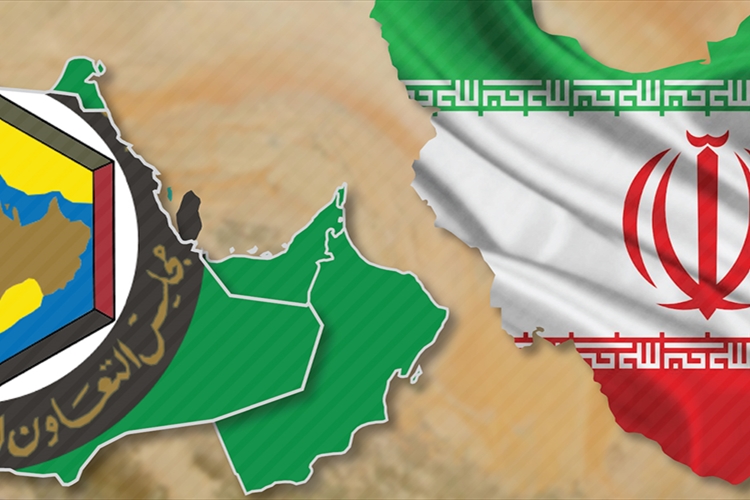 إيران تهدّد العرب بقطع التواصل مع العالم!