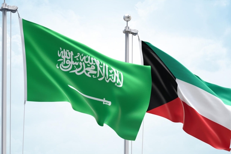 السعودية تتحدث عن استهداف مركز تكرير والكويت عن التصدي لمسيرات معادية