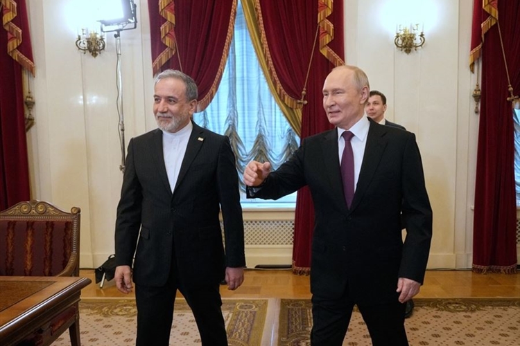 البيت الأبيض يدرس مقترحات عراقجي ووقف تخصيب اليورانيوم يُحسم بالتفاهم