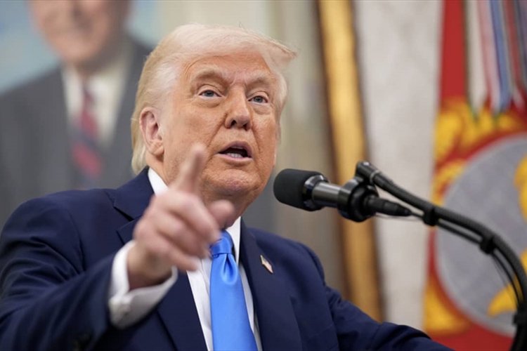 المحكمة العليا بدت متشكِّكة حيال رغبة ترامب بإلغاء حق المواطنة بالولادة