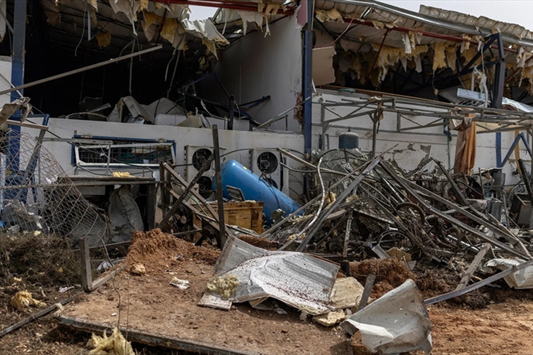 "خسارة كاملة"..إيران تدمر مصنع مسيرات في “تل أبيب”