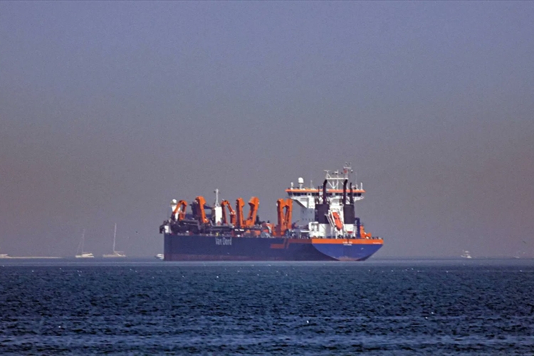 تسارع المفاجآت: فتح مضيق هرمز ونقل اليورانيوم المخصَّب إلى واشنطن