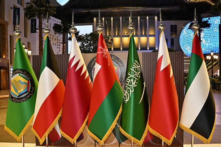 العبرة من «التجربة الخليجية العربية»