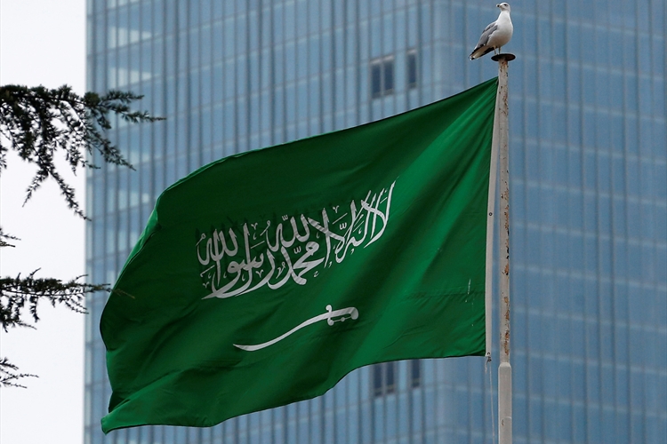 السعودية تدين استهداف دول الخليج