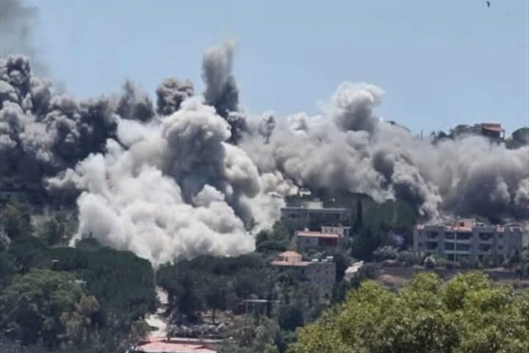 جنون إسرائيلي بعد سقوط قتلى من جيشه في عمليات لحزب لله في الجنوب .. غارات ومجازر يرتكبها العدو من الجنوب إلى البقاع... وحركة نزوح كثيفة