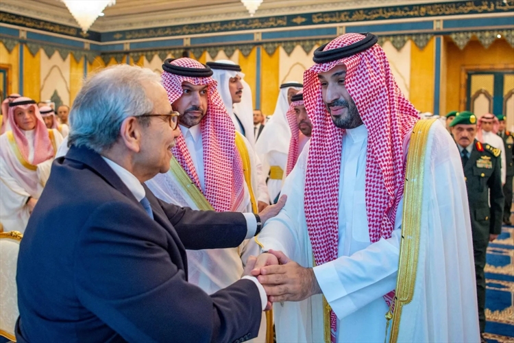 دعم سعودي لخروج لبنان من محور إيران؟