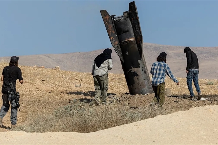 ترامب يحتوي «حرب الصواريخ»: دول في المنطقة طلبت منِّي منع نتنياهو من ضرب إيران